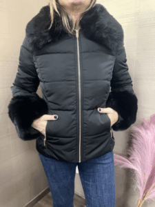 Piumino ARTIGLI opaco nero con manicotti