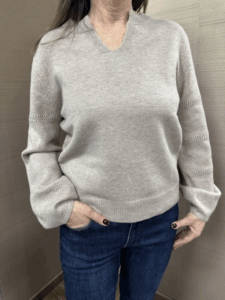 Maglia scollo V MIMI-MUA' con manica a sbuffo