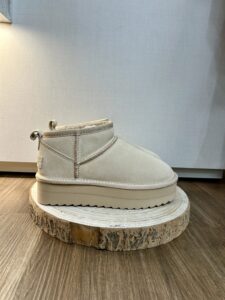 Boots platform COLORS OF CALIFORNIA panna