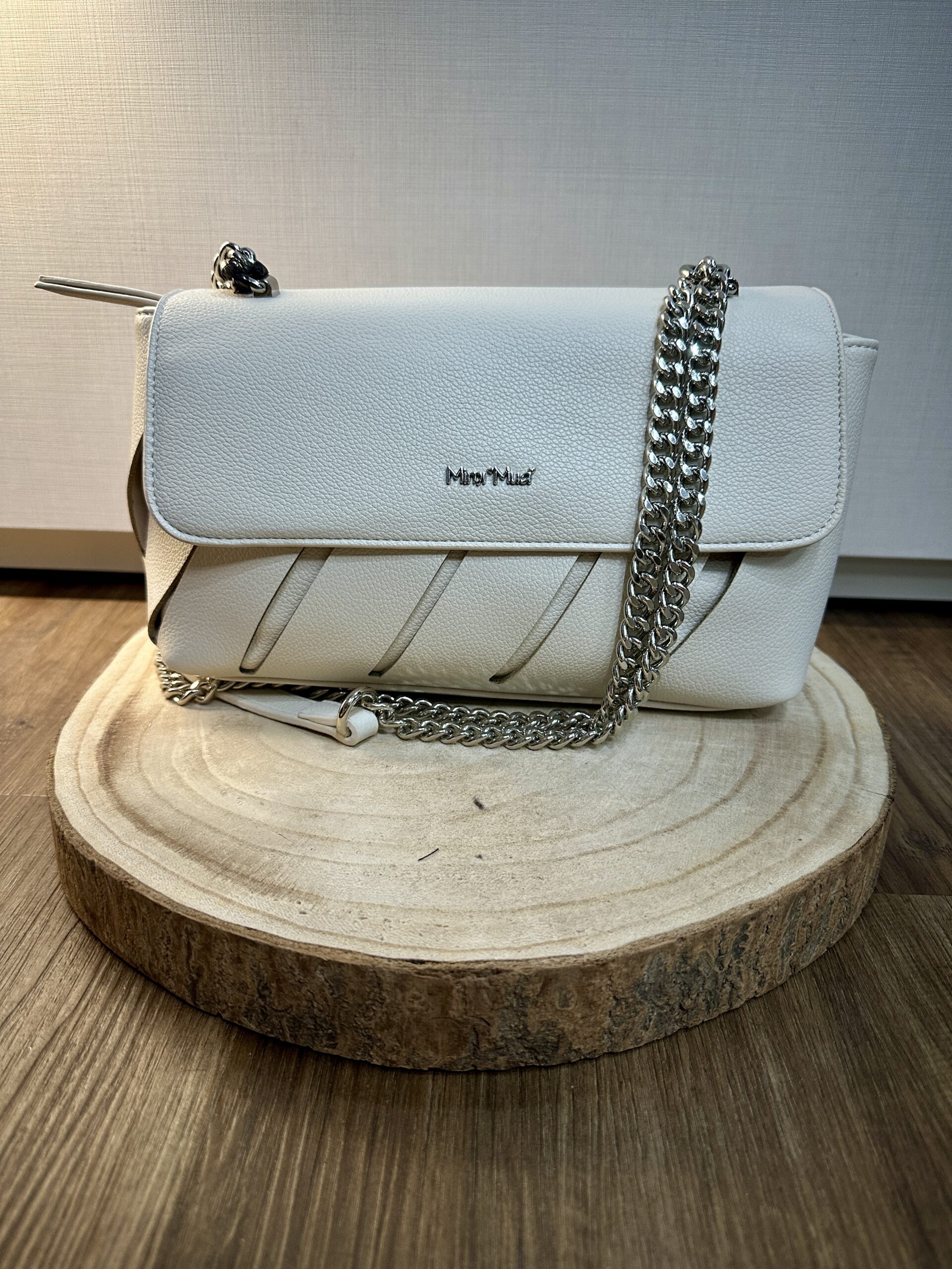 Borsa a tracolla con tagli diagonali MIMI'-MUA'