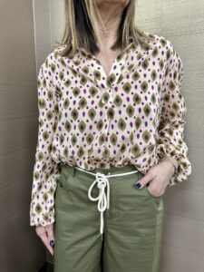 Camicia fantasia verde e glicine MIMI'-MUA'